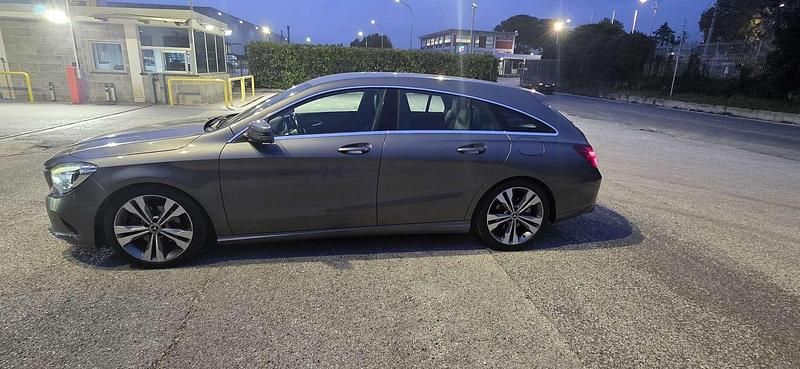 Usata Mercedes CLA200 Shooting Brake 136 CV (100 kW) 2017 Station wagon