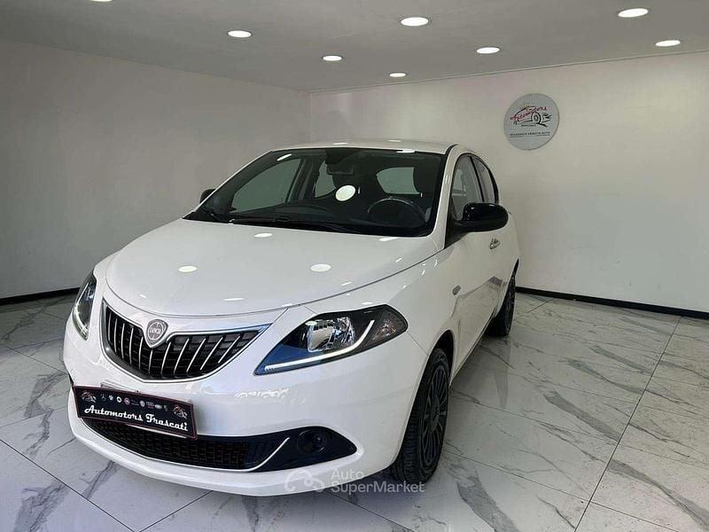 Usata Lancia Ypsilon S 69 CV (50 kW) 2022 Bianco Utilitaria