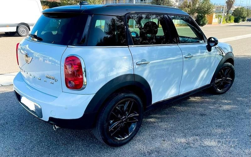 Usata Mini Cooper D 112 CV (82 kW) 2016 Bianco Utilitaria