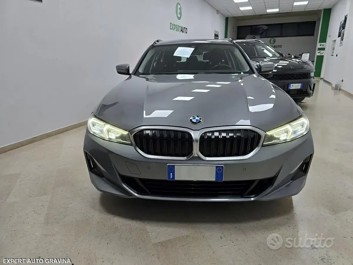 Usata BMW 318 Advantage 150 CV (110 kW) 2023 Grigio Station wagon