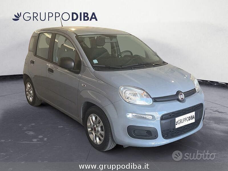 Usata Fiat Panda City Life 70 CV (51 kW) 2021 Grigio Utilitaria