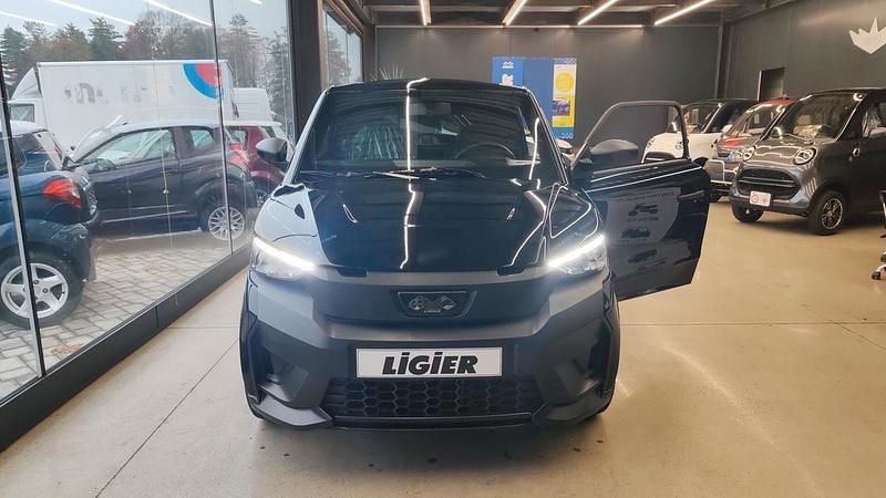 Nuova Ligier JS50 2025 Nero Utilitaria