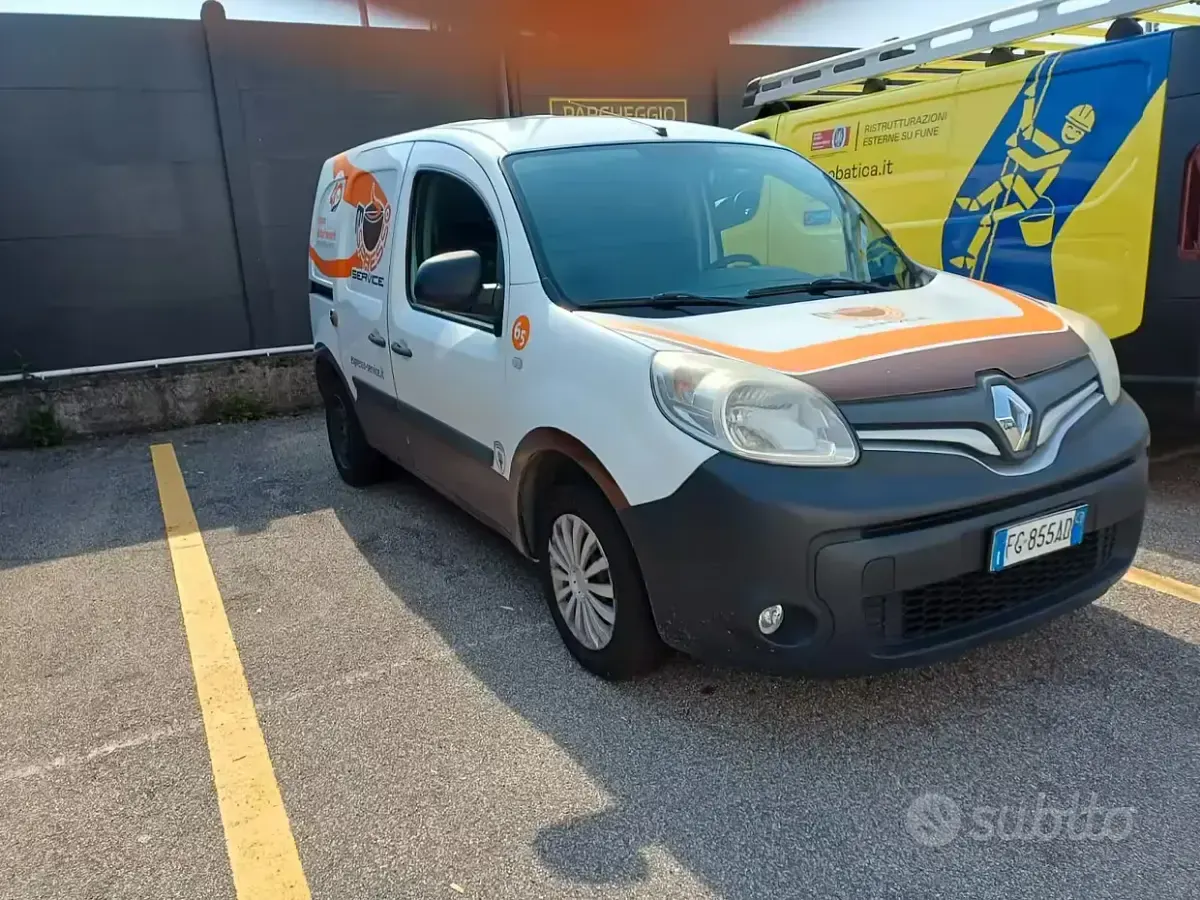 Usata Renault Kangoo 90 CV (66 kW) 2016 Bianco Monovolume