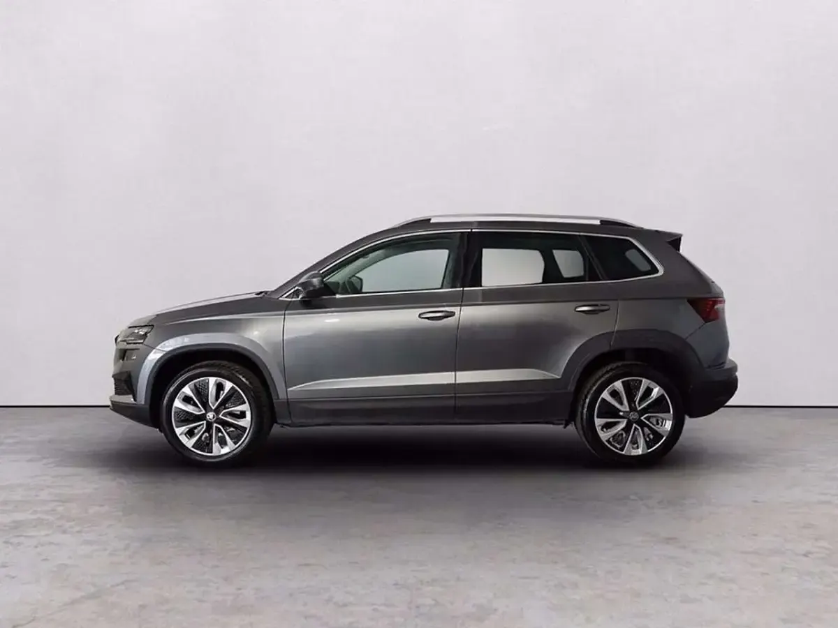 Usata Skoda Karoq Style 150 CV (110 kW) 2023 Grigio graphite metallizzato SUV