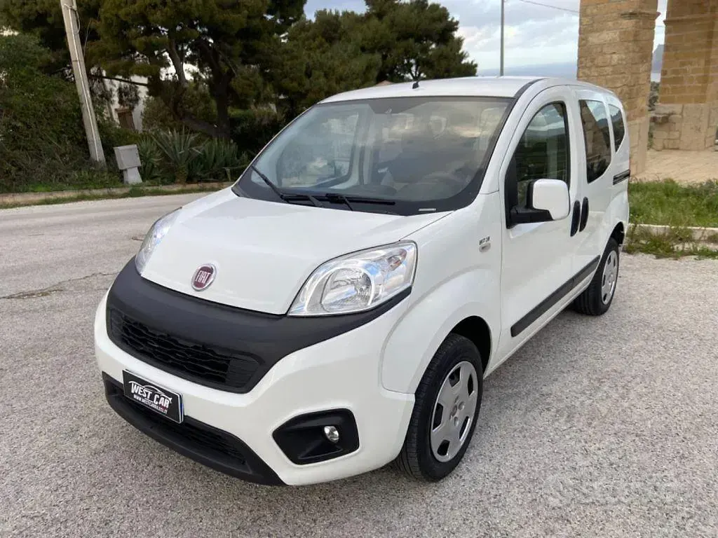 Usata Fiat Qubo Lounge 80 CV (58 kW) 2019 Bianco Monovolume
