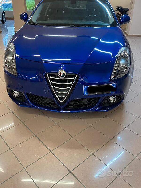 Usato 2015 Alfa Romeo Giulietta 2.0 Diesel 150 CV (12.500 €)
