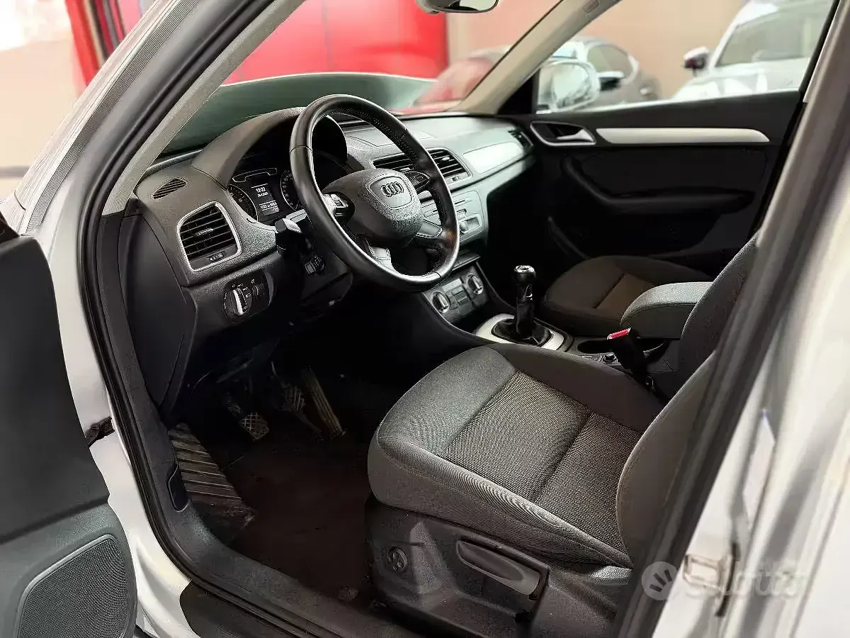 Usata Audi Q3 170 CV (125 kW) 2012 Grigio SUV