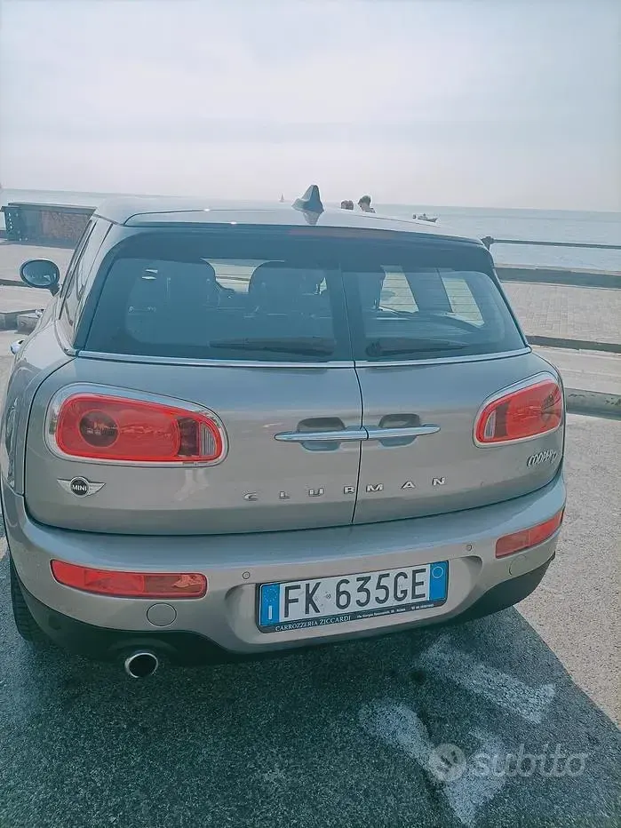 Usata Mini Cooper Clubman 150 CV (110 kW) 2017 Grigio Station wagon