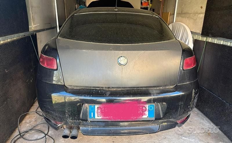 Nero Usata 2007 Alfa Romeo GT Coupé | 900 € (Super prezzo) - Immagine 1/4