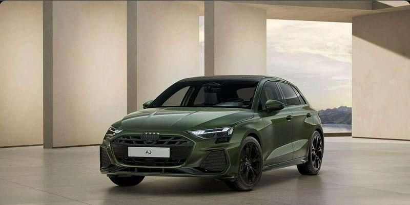 Nuova Audi A3 S-Line 150 CV (110 kW) 2025 Verde Berlina