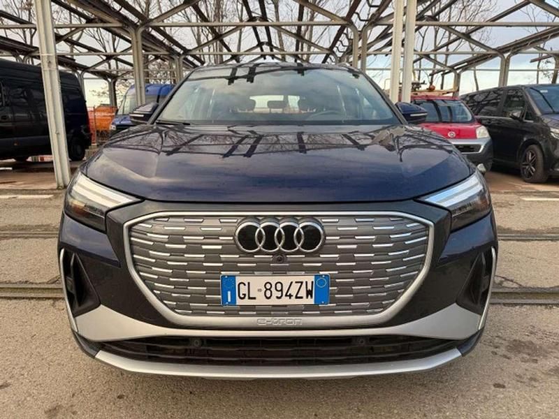 Usata Audi Q4 e-tron Ambiente 69 kW (95 CV) 2022 Blu/azzurro SUV