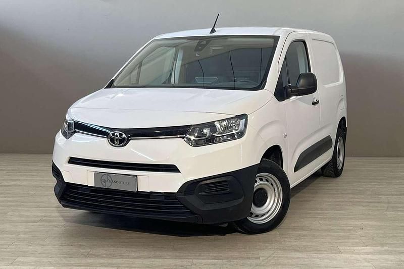 Usata Toyota Proace Active 102 CV (75 kW) 2022 Bianco Monovolume