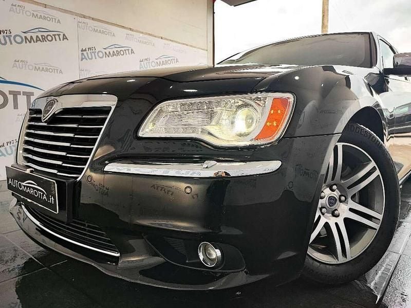 Usata Lancia Thema Platinum 239 CV (175 kW) 2013 Nero Berlina