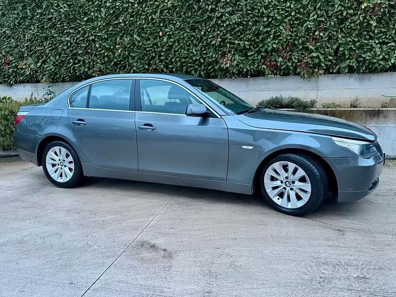 Usata BMW 525 180 CV (132 kW) 2005 Grigio Berlina