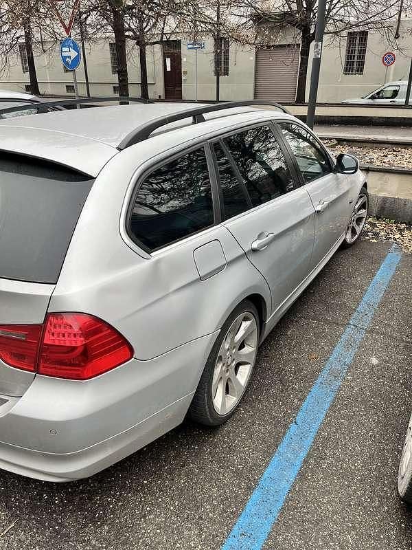 Usata BMW 318 143 CV (105 kW) 2010 Station wagon