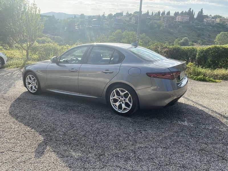 Usata Alfa Romeo Giulia Executive 160 CV (117 kW) 2020 Berlina