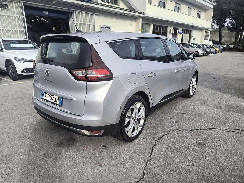Usata Renault Grand Scénic IV 120 CV (88 kW) 2019 Argento Monovolume