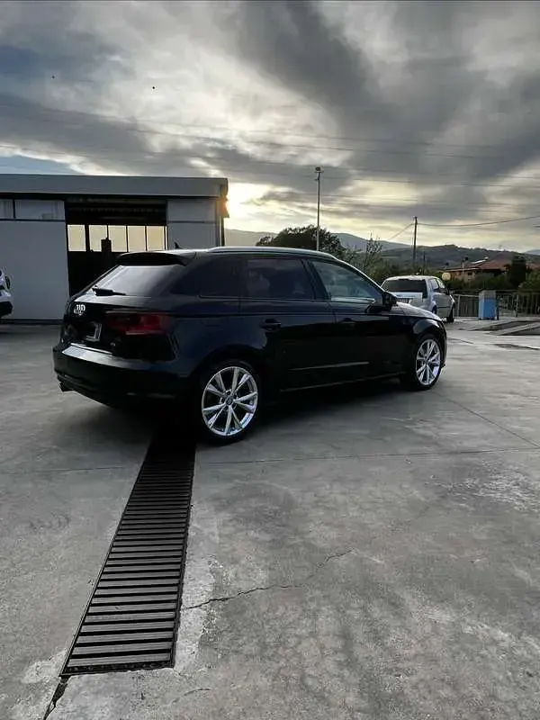 Usata Audi A3 Business 105 CV (77 kW) 2015 Berlina