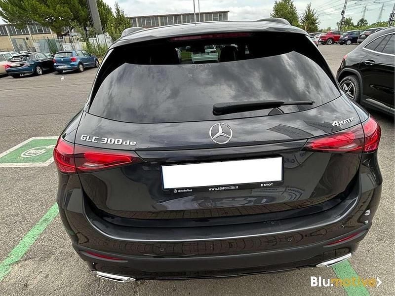 Usata Mercedes GLC300e AMG Line Premium Plus 197 CV (144 kW) 2023 Nero Station wagon