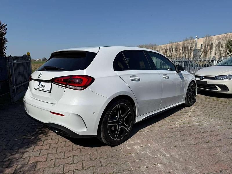 Usata Mercedes A160 Premium 109 CV (80 kW) 2019 Bianco