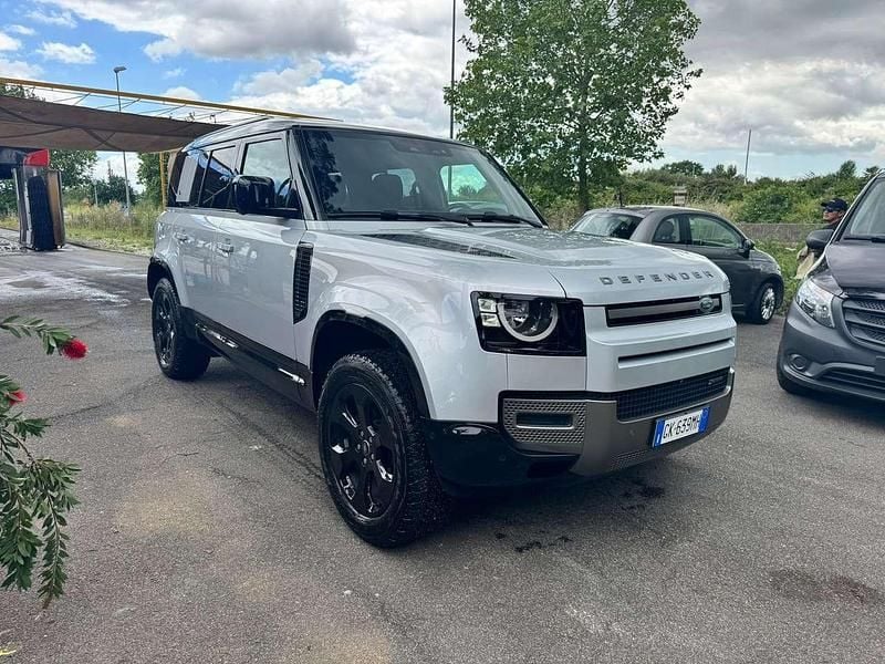 Usata Land Rover Defender SE Dynamic 200 CV (147 kW) 2022 Argento SUV