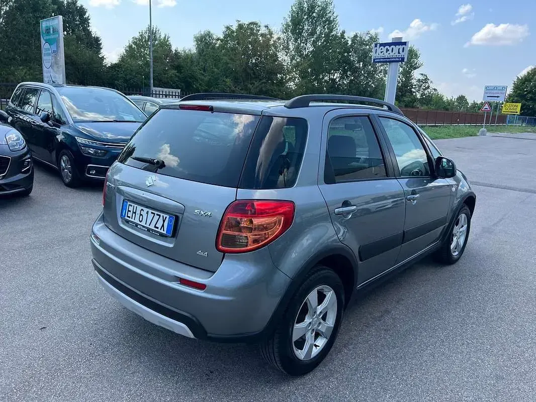 Usata Suzuki SX4 GLX 120 CV (88 kW) 2011 SUV