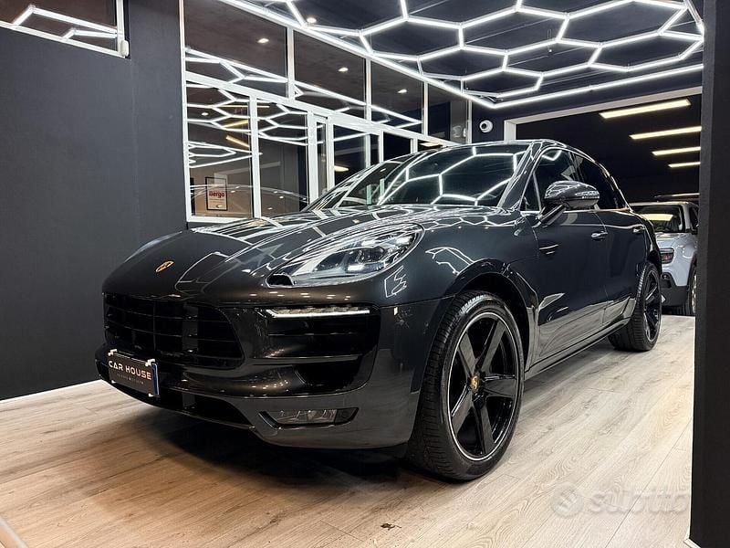 Usata Porsche Macan 252 CV (185 kW) 2018 Grigio SUV