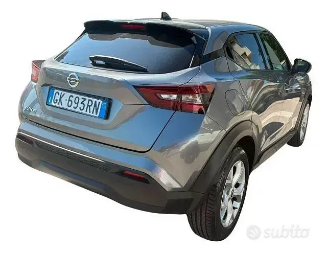 Usata Nissan Juke N-Connecta 114 CV (83 kW) 2022 Grigio SUV