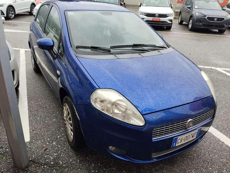Usata Fiat Punto Active 60 CV (44 kW) 2010 Utilitaria
