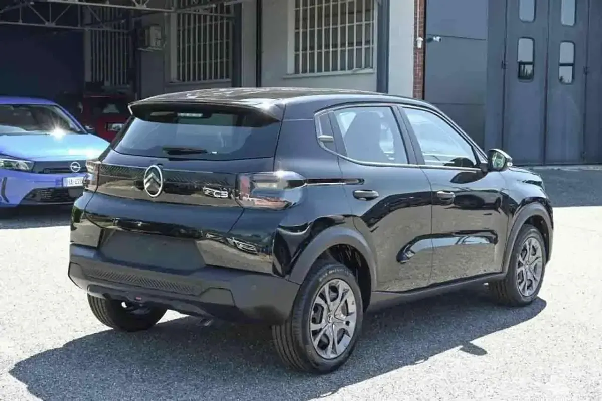Nuova Citroën C3 101 CV (74 kW) 2026 Nero SUV