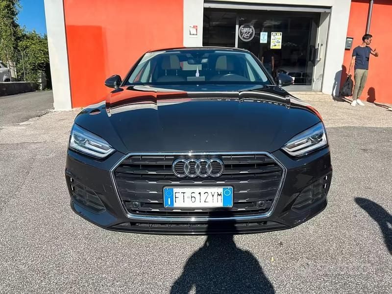 Usata Audi A5 Design 190 CV (139 kW) 2018 Grigio Coupé
