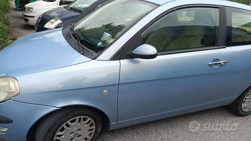 Usata Lancia Ypsilon 2004 Blu Utilitaria