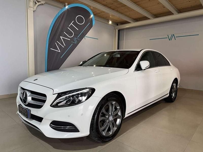 Usata Mercedes C180 156 CV (114 kW) 2014 Bianco Berlina