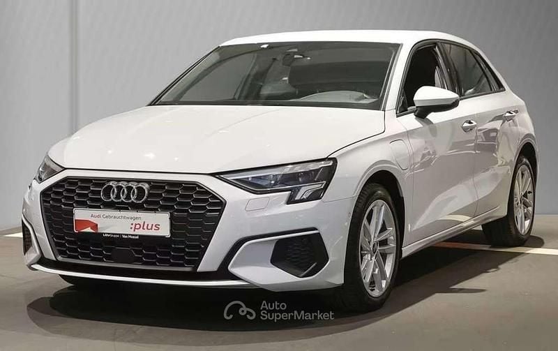 Bianco Usata 2022 Audi A3 Ambiente Berlina | 21.200 € (Super prezzo) - Immagine 1/4