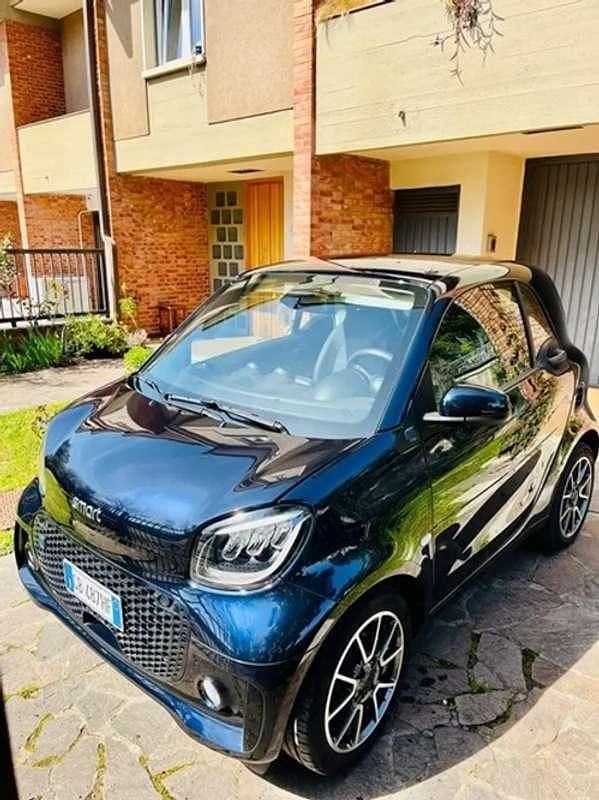 Usata Smart ForTwo Coupé Prime 41 kW (56 CV) 2020 Nero Utilitaria