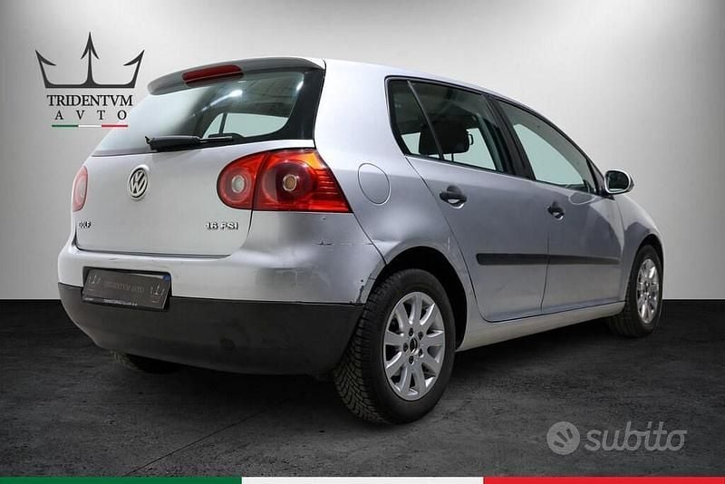Usata VW Golf IV Sportline 116 CV (85 kW) 2005 Grigio Berlina
