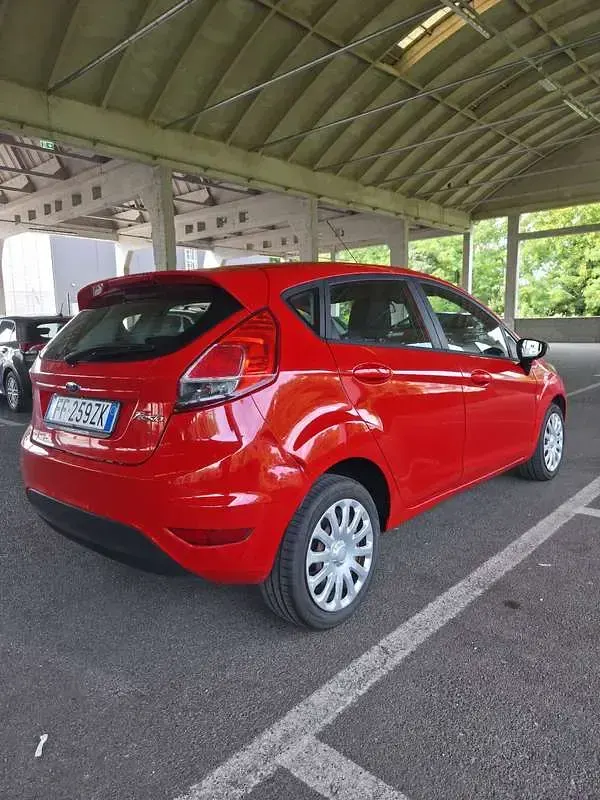 Usata Ford Fiesta Business Edition 92 CV (67 kW) 2017 Utilitaria