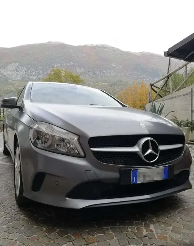 Usata Mercedes A180 Executive 109 CV (80 kW) 2017 Utilitaria