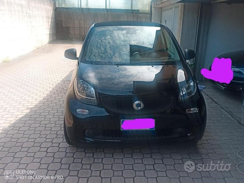 Begagnad Smart ForFour 71 HK (52 kW) 2016 Svart Halvkombi