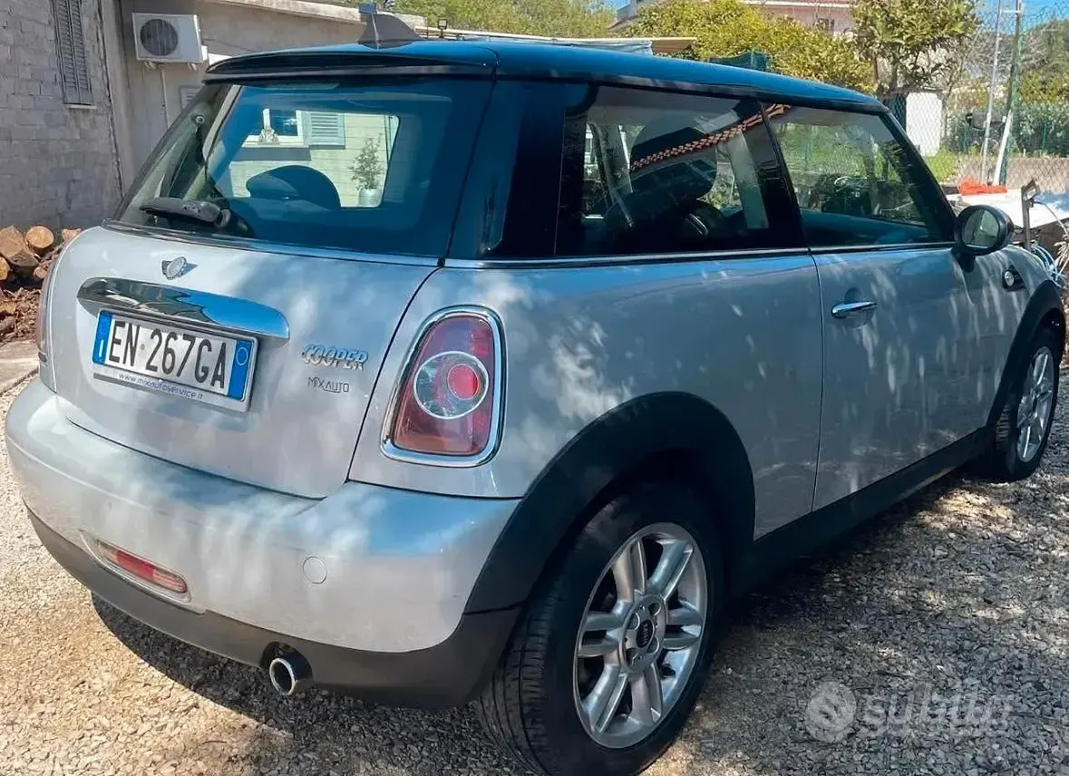 Usata Mini Cooper 122 CV (89 kW) 2012 Grigio Utilitaria
