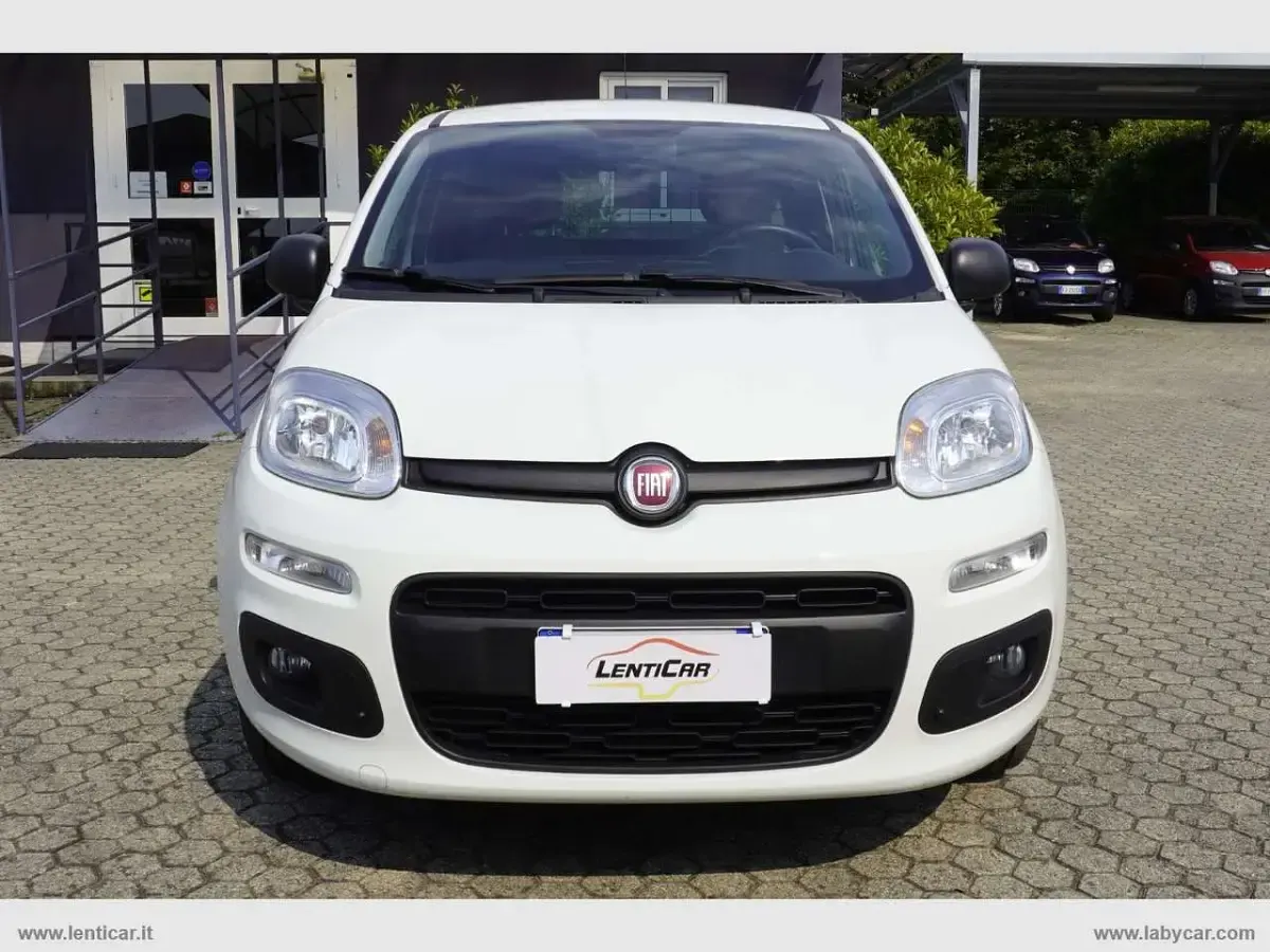 Usata Fiat Panda Pop 69 CV (50 kW) 2022 Bianco Utilitaria