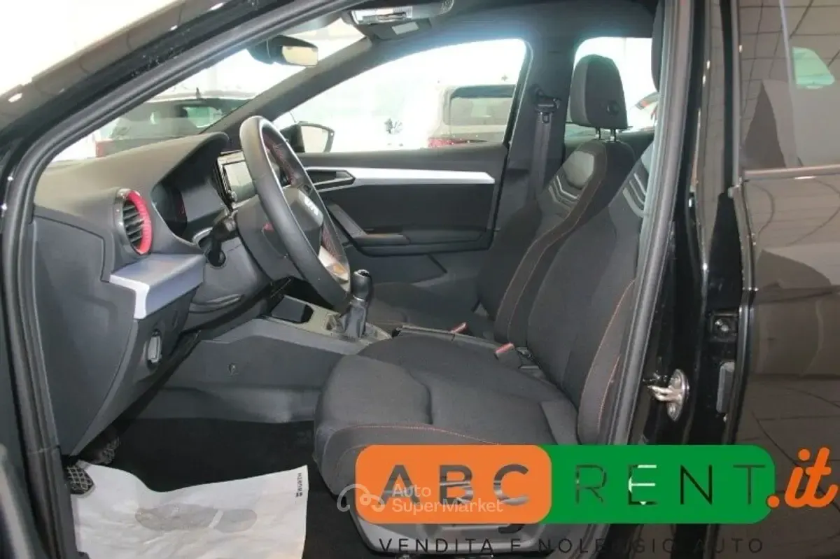 Usata Seat Ibiza FR 95 CV (69 kW) 2025 Nero Utilitaria