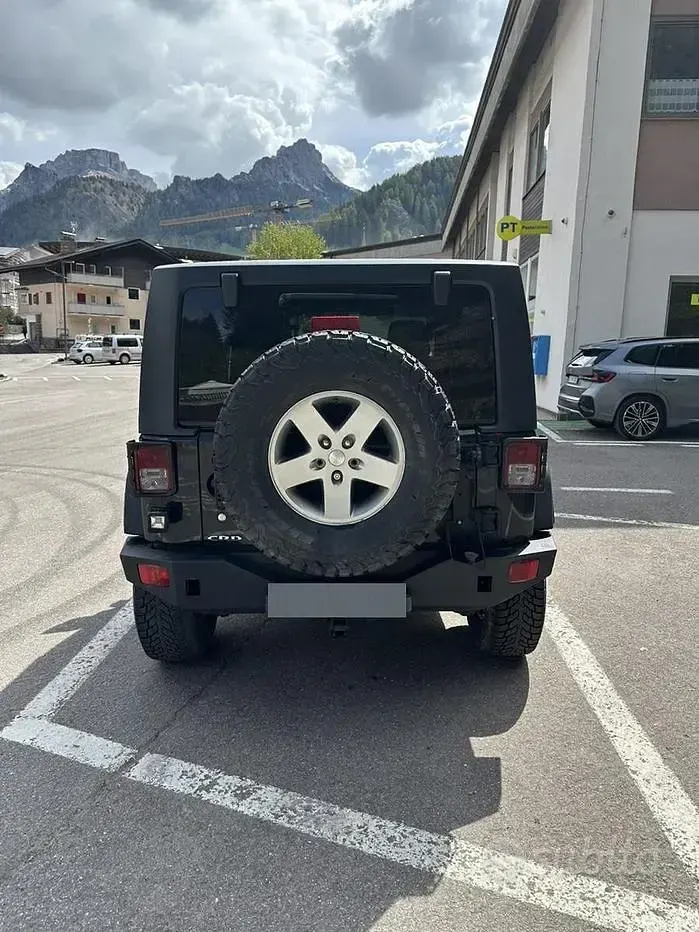 Usata Jeep Wrangler Rubicon 200 CV (147 kW) 2011 Nero SUV