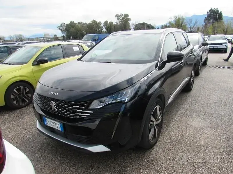 Usata Peugeot 5008 Allure 131 CV (96 kW) 2024 Nero SUV