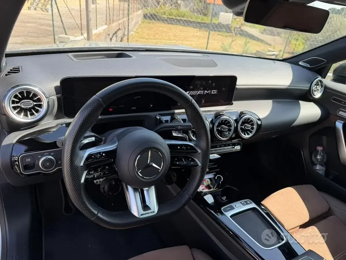 Usata Mercedes A35 AMG AMG 306 CV (225 kW) 2024 Grigio Coupé