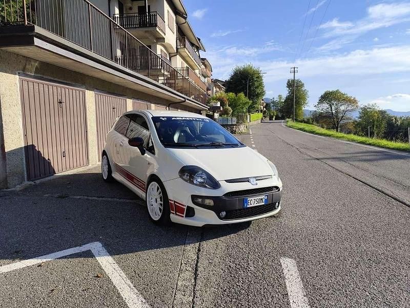Usata Abarth Punto Evo 163 CV (119 kW) 2010 Utilitaria