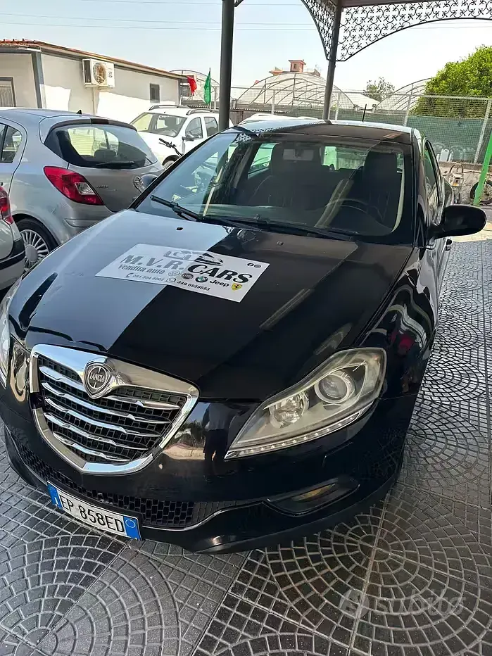 Usata Lancia Delta Silver 120 CV (88 kW) 2013 Nero Utilitaria