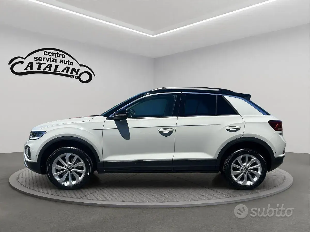 Usata VW T-Roc Edition 150 CV (110 kW) 2024 Beige SUV