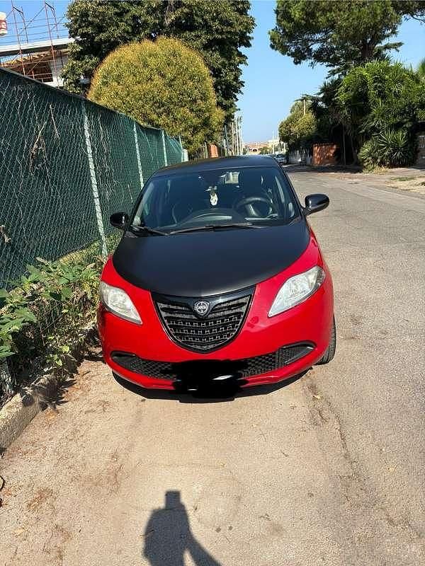 Usata Lancia Ypsilon S 69 CV (50 kW) 2015 Utilitaria