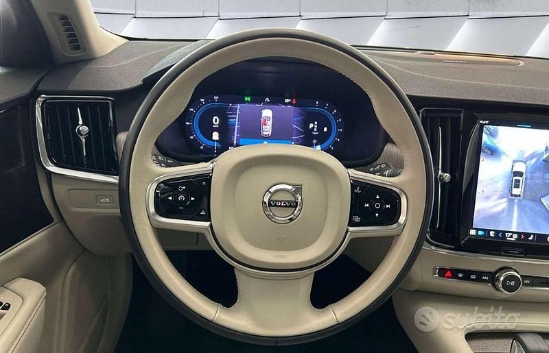 Usata Volvo V90 2023 Nero Station wagon